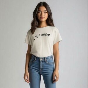 2 for $10 | H&M ‘LEFT UNREAD’ White Short Sleeve Shirt Crew Neck Women’s Medium